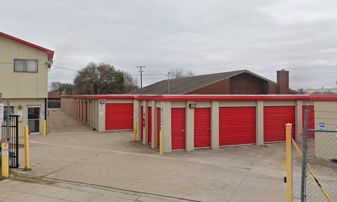 fenced and gated storage units fort worth tx